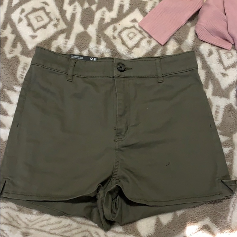 H and M shorts
